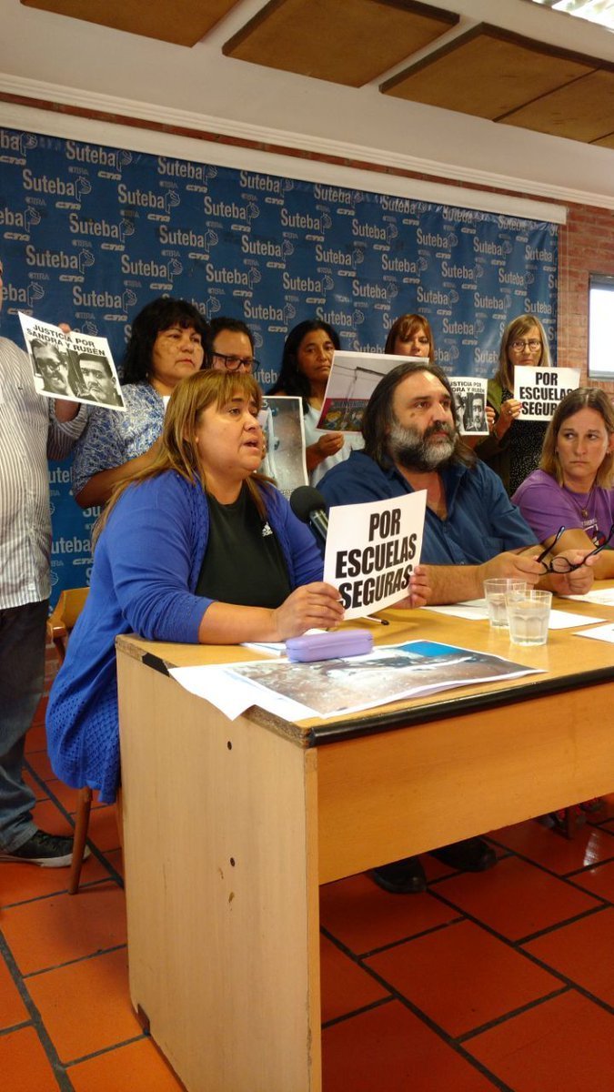 Pilar: Cae una viga en un aula con alumnos