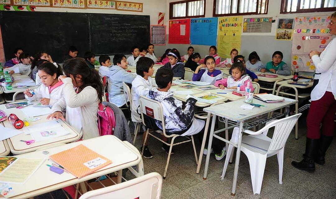 Tigre se hace cargo del sistema educativo