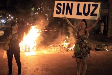 Analizan quitar la concesión a Edesur