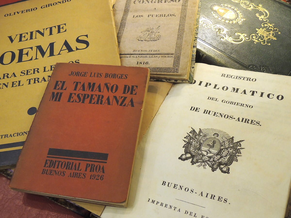 Feria del libro antiguo en el CCK