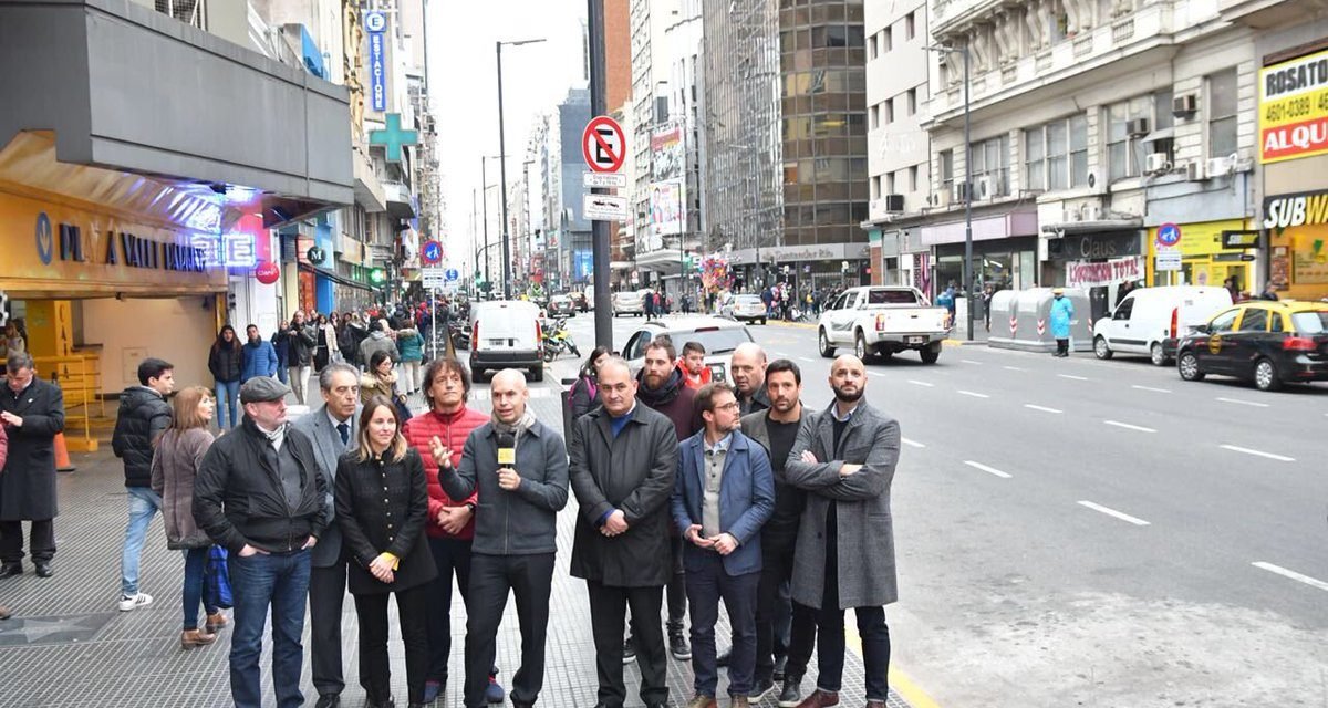 A la ciudad no se le reclama caridad, se le pide solidaridad