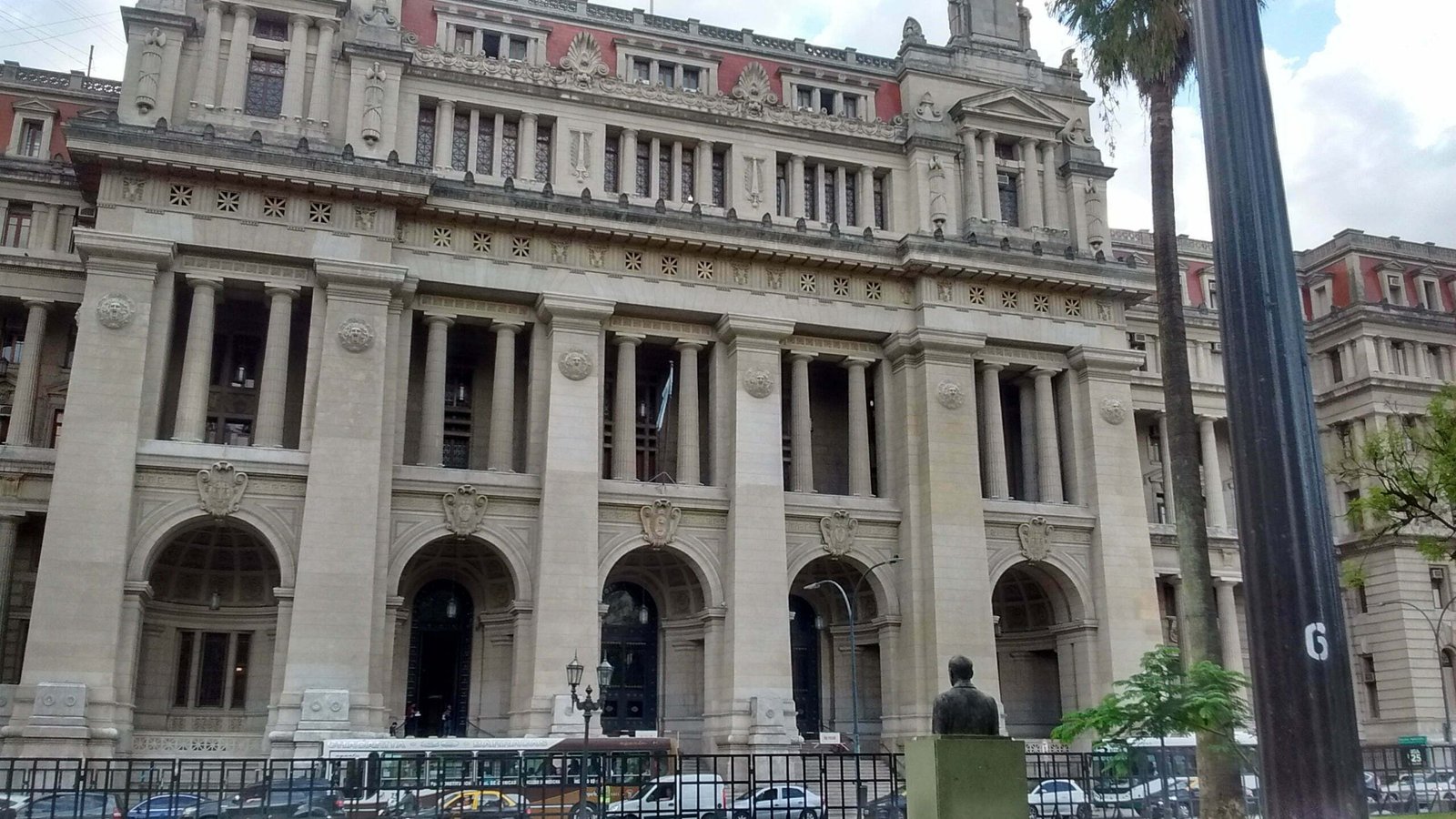 La historia de la Corte Suprema es una radiografía de nuestro país