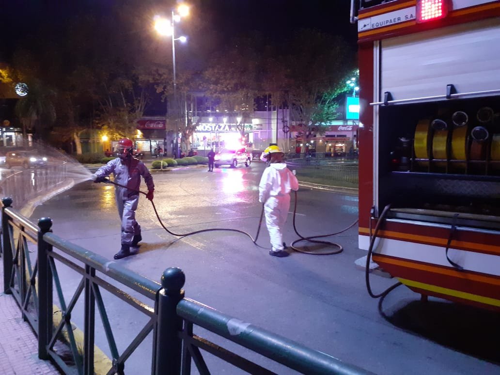 Tigre: Intensa tarea de desinfección en calles y veredas