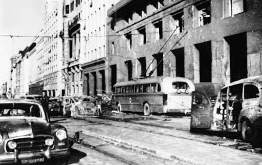 Cuando el odio bombardeó Plaza de Mayo
