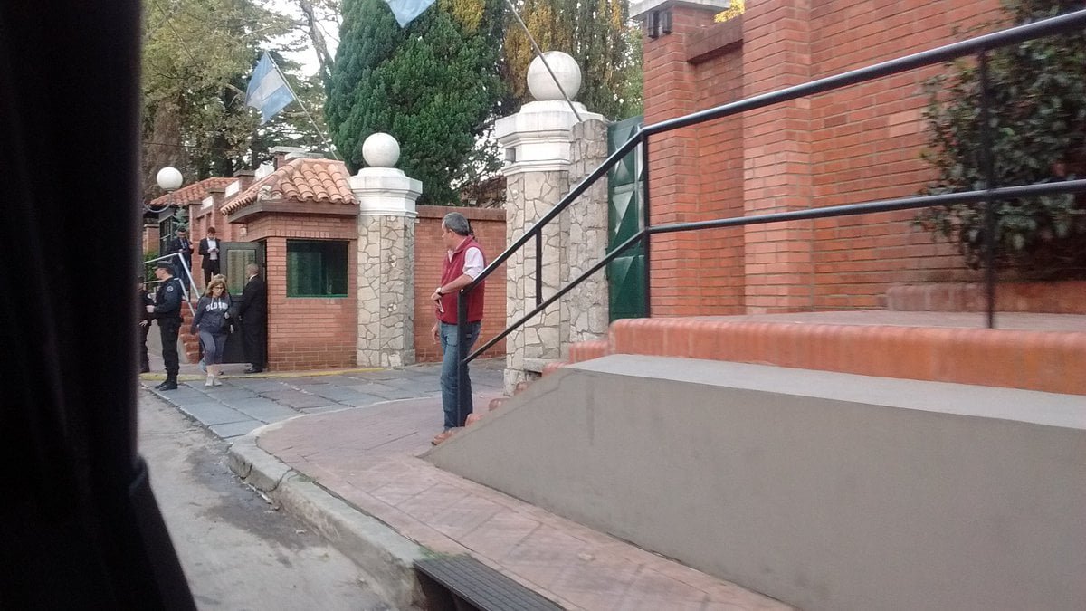 Milei recibió a candidatos libertarios en Olivos