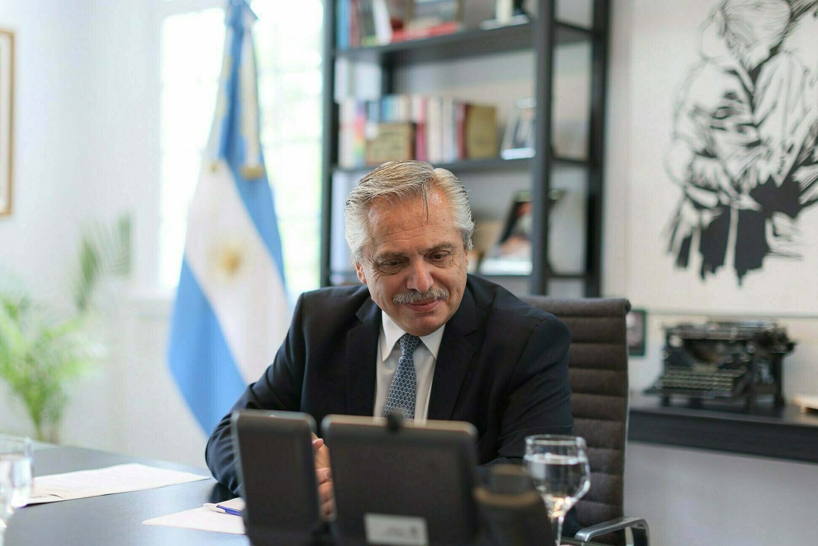 Fernández: «No firmaré un acuerdo con el FMI que dañe a los argentinos» Fernández: «No firmaré un acuerdo con el FMI que dañe a los argentinos»