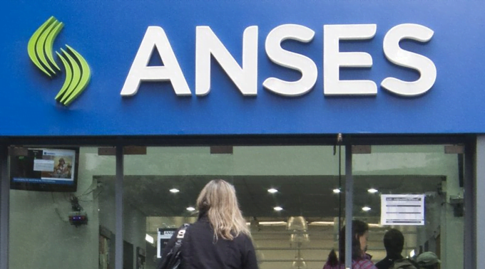 1983-2026: Las cifras de los planes sociales en el país