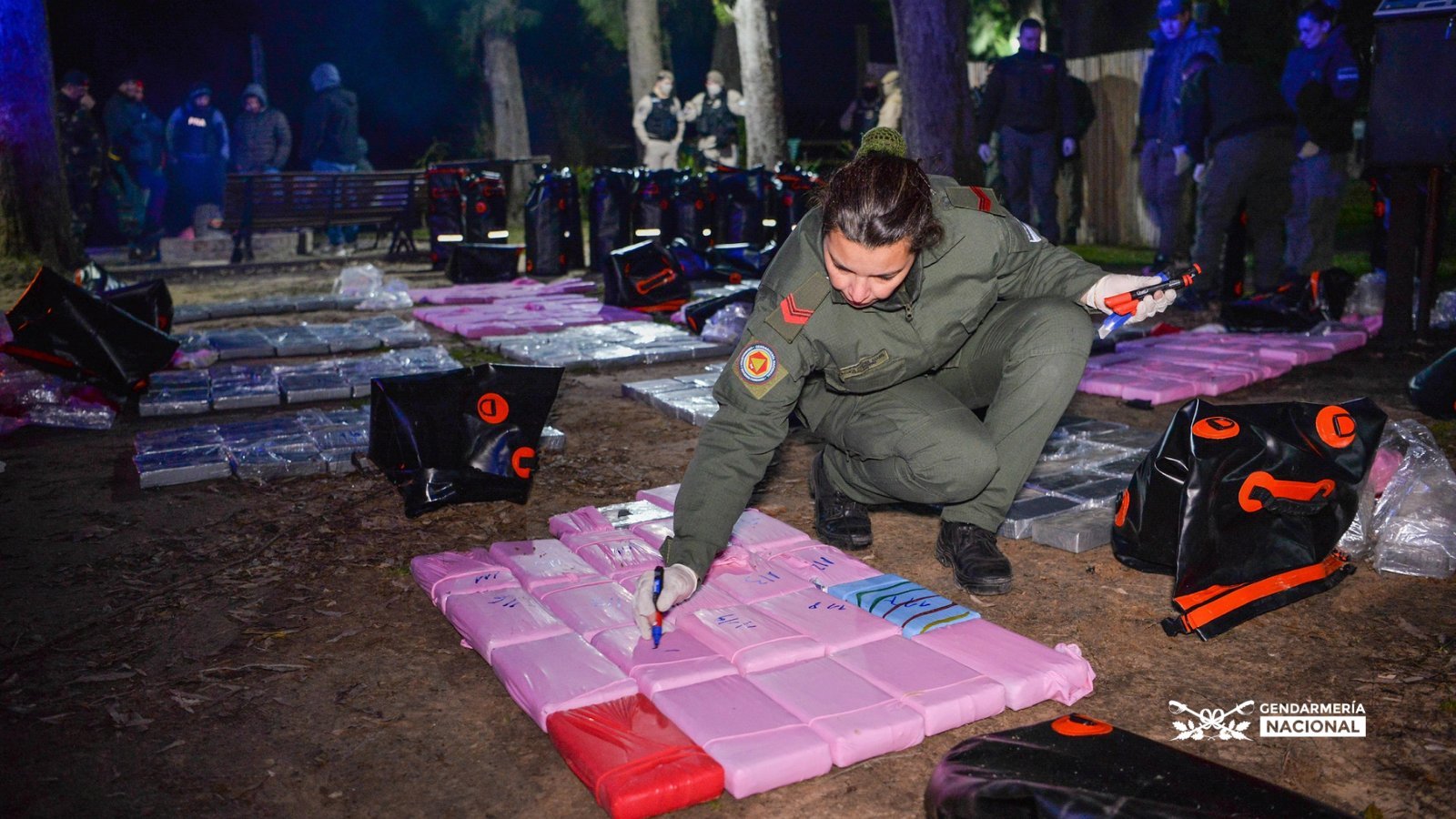 Secuestran una tonelada y media de cocaína