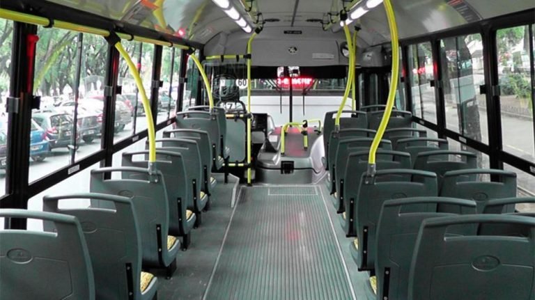 Un lockout patronal afecta 23 líneas de colectivos