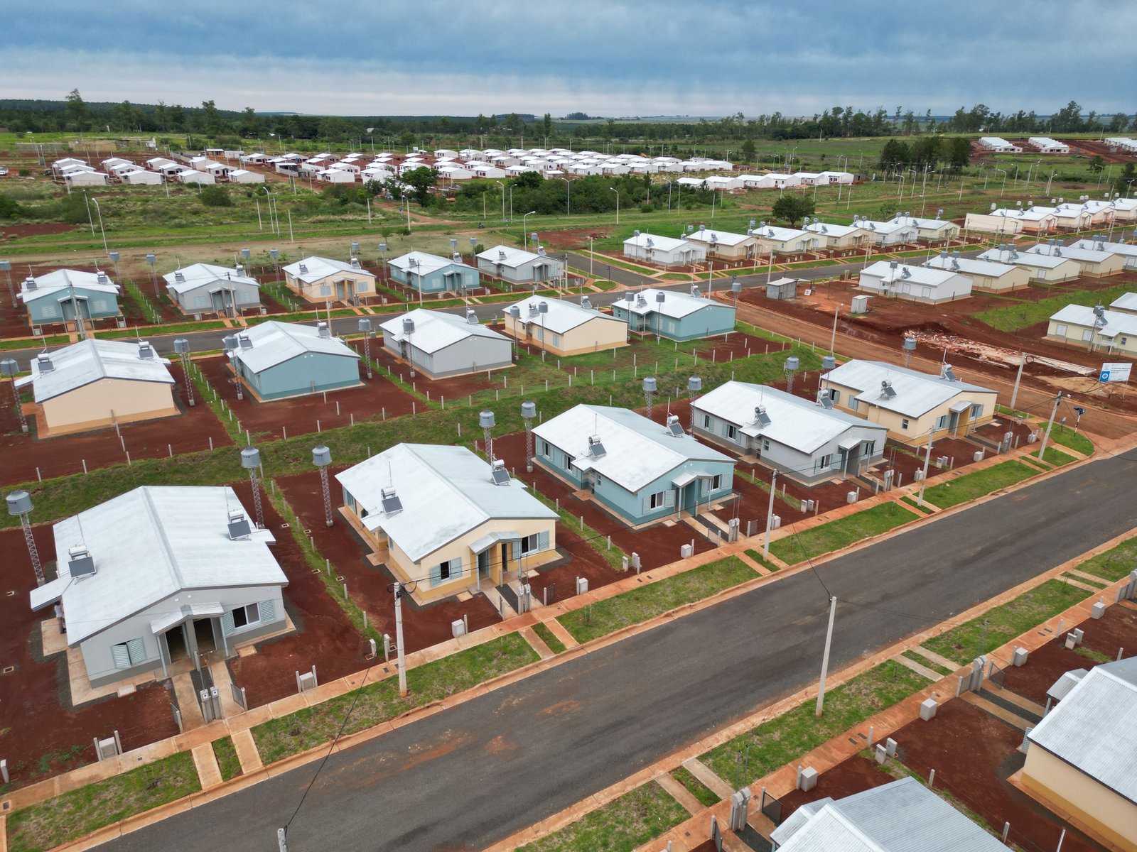 Se entregaron 597 viviendas en Posadas