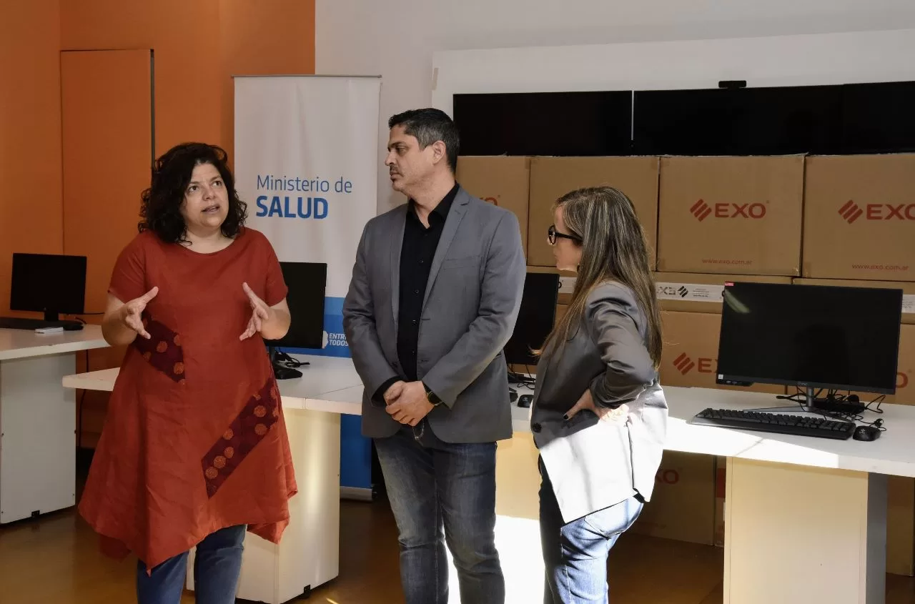 Nación entregó dos tomógrafos en Córdoba