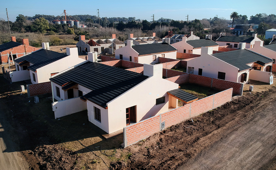 El gobierno nacional abandono 16 mil viviendas bonaerenses que estaban en construcción